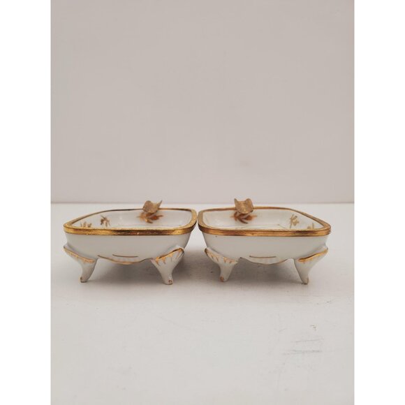 French Porcelaine Footed Ladies Hand Painted Ashtray Trimmed in Bronzed, Bronze - Picture 7 of 10